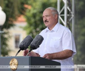 Аляксандр Лукашэнка: Беларусь на знявагу нікому не аддадзім