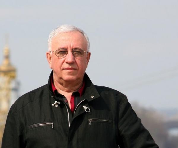 У бой ідзе паэзія сыноў