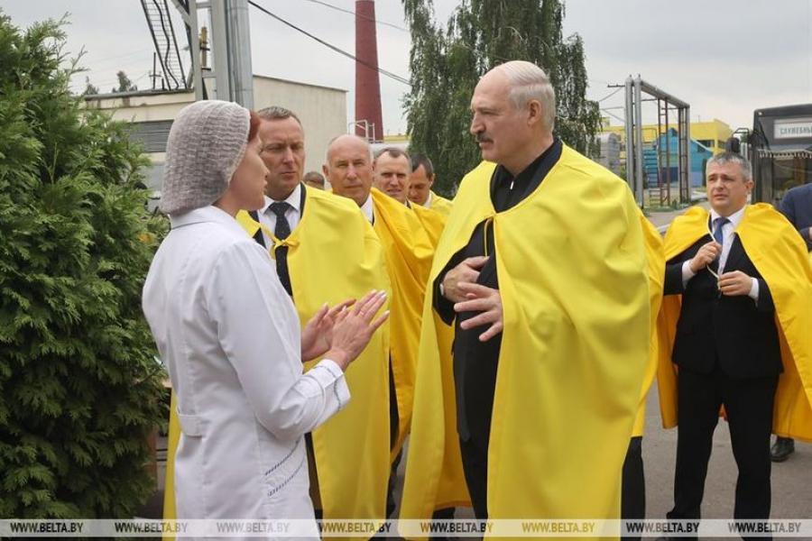 «Гэта добры прыклад мадэрнізацыі вёскі і сельскай гаспадаркі» — што паказалі Лукашэнку на агракамбінаце «Дзяржынскі»