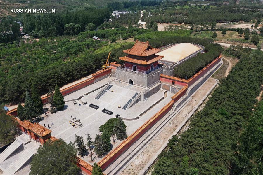 Грабніцы чатырох імператараў