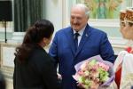 На чыіх плячах трымаецца свет, хто кіруе краінай і з кім лічацца ў глабальным кантэксце? 
