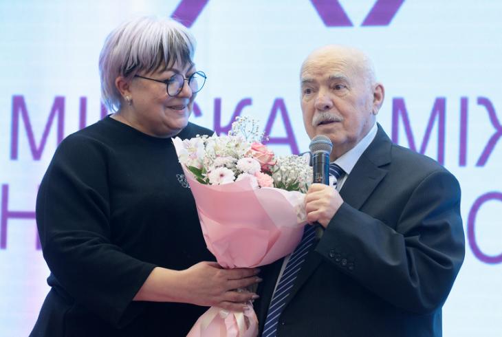 Творчая сустрэча з Мікалаем Чаргінцом адбылася на галоўнай пляцоўцы Мінскай міжнароднай кніжнай выстаўкі-кірмашу