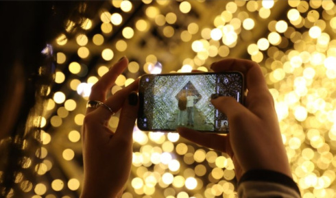 Новогодняя иллюминация превратила Брест в зимнюю сказку