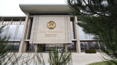 Лукашэнка пра сакрэт паспяховага лідара: Я бязмерна паважаю і люблю свой народ, працую, а не ўладару