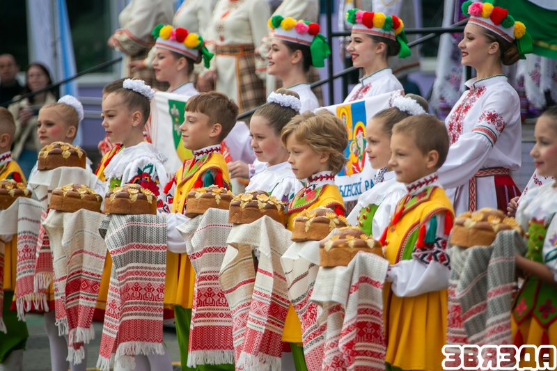 Белаазёрск сустрэў абласныя «Дажынкі»