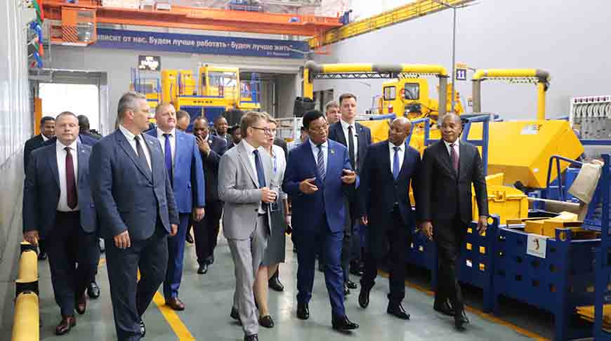 БЕЛАЗ наладжвае дзелавыя сувязі з партнёрамі з Танзаніі