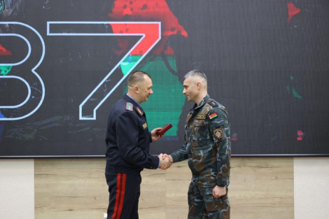 Працаўладкаванне не занятых у эканоміцы і заслужаныя ўзнагароды