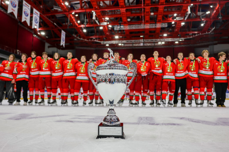 Кубак Прэзідэнцкага спартыўнага клуба па хакеі застаўся дома