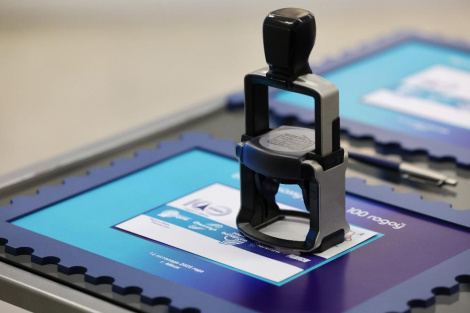 У Мінску прайшло гашэнне новай маркі ў гонар 100-годдзя Беларускага радыё