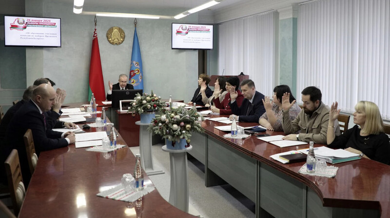 Доўгатэрміновыя назіральнікі ад СНД правялі маніторынг фарміравання ў Мінску ўчастковых камісій