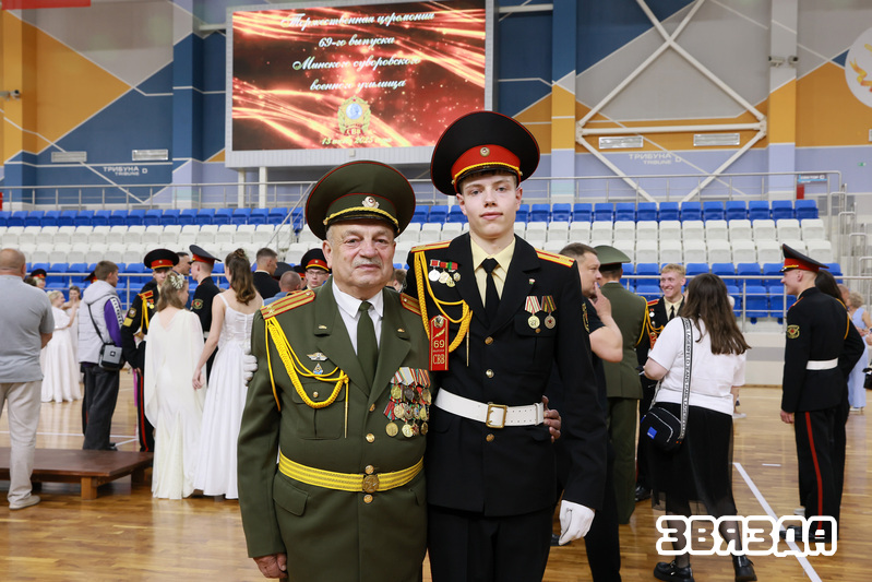 Выпускны вечар прайшоў у Мінскім сувораўскім ваенным вучылішчы