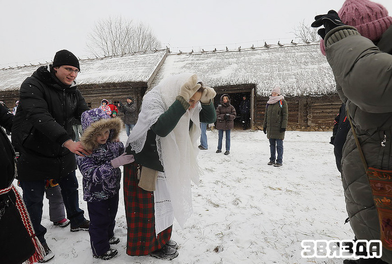 У Строчыцкім музеі народнай архітэктуры і побыту адзначылі свята «Тры Каралі»