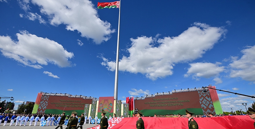Пярцоў: Згуртаванасць вакол дзяржсімвалаў даказвае, што беларусы — маналітная нацыя