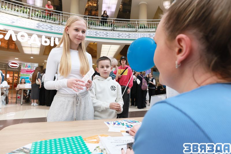 У Мінску ў гандлёвым цэнтры «Сталіца» адбыўся маладзёжны кірмаш вакансій