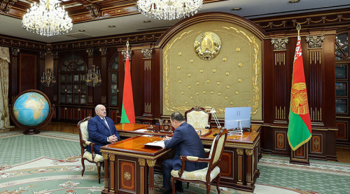 Lukashenko names tasks for Belarus’ banking system