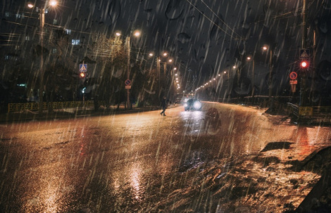 Надвор’е ў нядзелю: кароткачасовыя дажджы, месцамі навальніцы і да +30°С