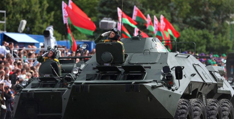 Лукашэнка: Беларускія танкісты застаюцца прыкладам вернасці краіне і народу