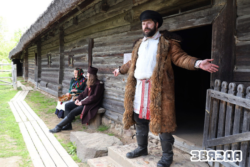 У музеі народнай архітэктуры і побыту гучалі песні Перамогі