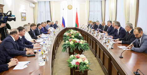 Пастаўкі тэхнікі, кааперацыя ў прамысловасці і АПК. Як плануюць развіваць супрацоўніцтва Беларусь і Растоўская вобласць