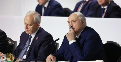 Пасля звароту з Пасланнем да беларускага народа і парламента Аляксандр Лукашэнка адказаў на пытанні з залы