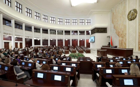 Упрощение процедур и объединение экспертиз. В Палате представителей обсуждают корректировку закона об энергосбережении