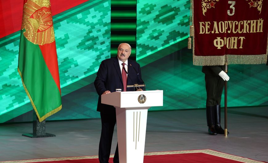 Лукашэнка назваў абсалютна незаконнымі ўдары па Іране і расказаў, які спектакль разыгрываюць ЕС і ЗША