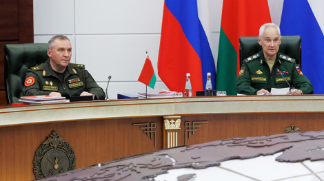 Хрэнін: Прыемна адзначыць інтэнсіўнасць развіцця супрацоўніцтва паміж узброенымі сіламі Беларусі і Расіі
