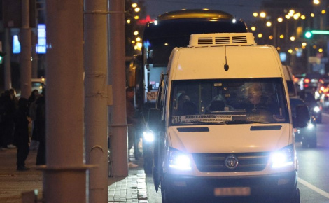 Як будзе вырашацца праблема з чэргамі на маршруткі з Мінска?