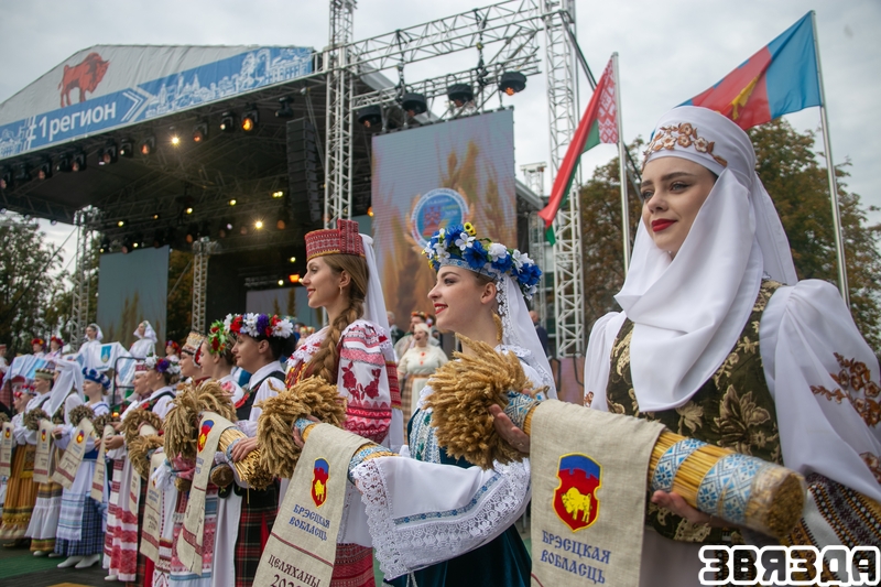 Белаазёрск сустрэў абласныя «Дажынкі»