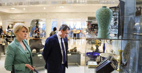 У якасці экскурсантаў у Палацы Незалежнасці — і замежныя госці