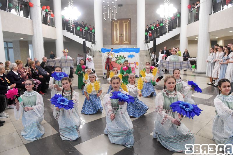 Сегодня в Ленинском районе Минска чествовали ветеранов