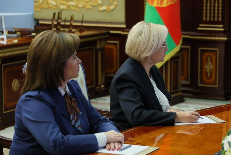 Lukashenko makes new diplomatic, government appointments