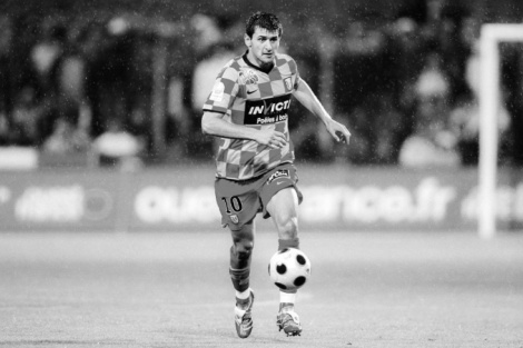 Сербскі футбаліст памёр на полі пасля сардэчнага прыступу