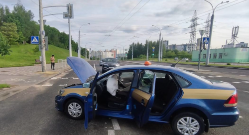 У выніку ДТЗ у Мінску пацярпела пасажырка