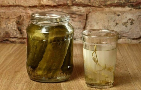 Нарколаг пералічыў народныя метады барацьбы з пахмеллем, якія на справе толькі падаўжаюць пакуты