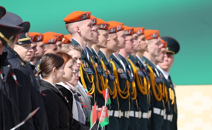 Турчын павіншаваў беларусаў З Днём Дзяржаўнага сцяга, герба і гімна