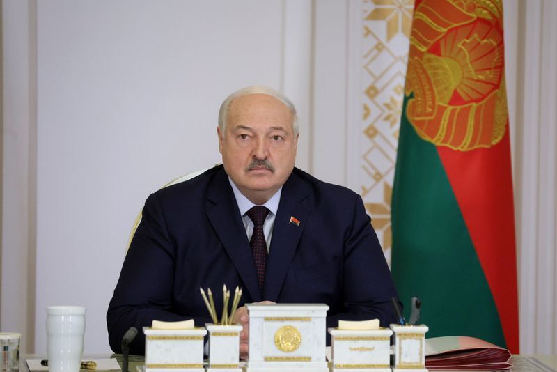Lukashenko makes new diplomatic, government appointments