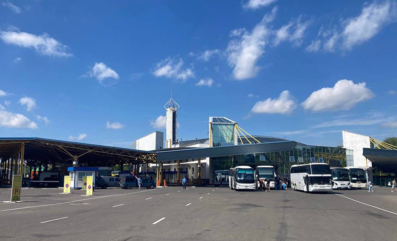 Lithuania’s border closure causes sixfold increase in car lines at Brest checkpoint