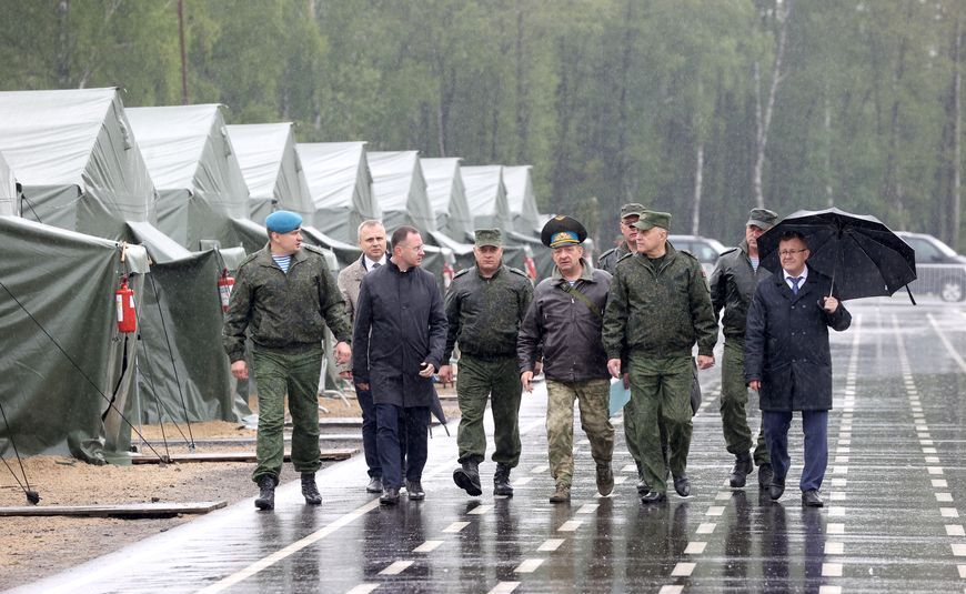 Вальфовіч: У Беларусі прадпрымаюць усе меры для павышэння абараназдольнасці сваёй дзяржавы