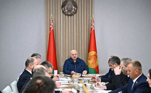 Лукашенко собрал в Солигорске совещание по развитию отрасли