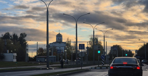 Православные верующие празднуют Покров Пресвятой Богородицы