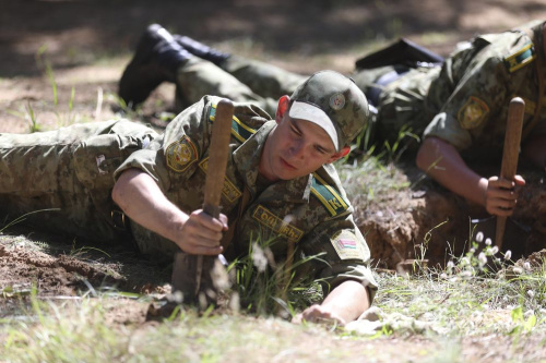 Як праходзілі першыя дні курсантаў  Інстытута пагранічнай службы