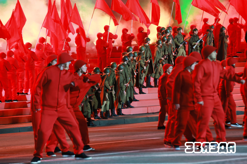 Галоўнай урачыстасцю Дня Перамогі стаў Ваенны парад у Мінску 
