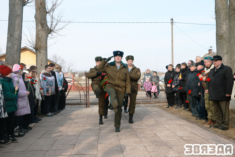  Памятныя мерапрыемствы адбыліся на радзіме Героя Савецкага Саюза Мікалая Чэпіка