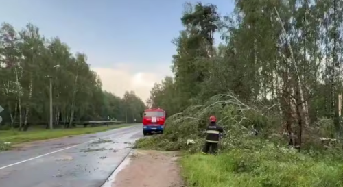 МНС: каля 500 адзінак тэхнікі было прыцягнута для ліквідацыі наступстваў непагадзі 9-10 ліпеня