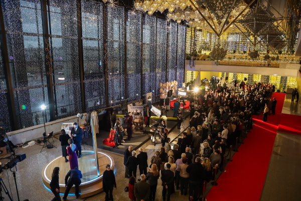 Яркія моманты адкрыцця XXXI Мінскага міжнароднага кінафестывалю «Лістапад»