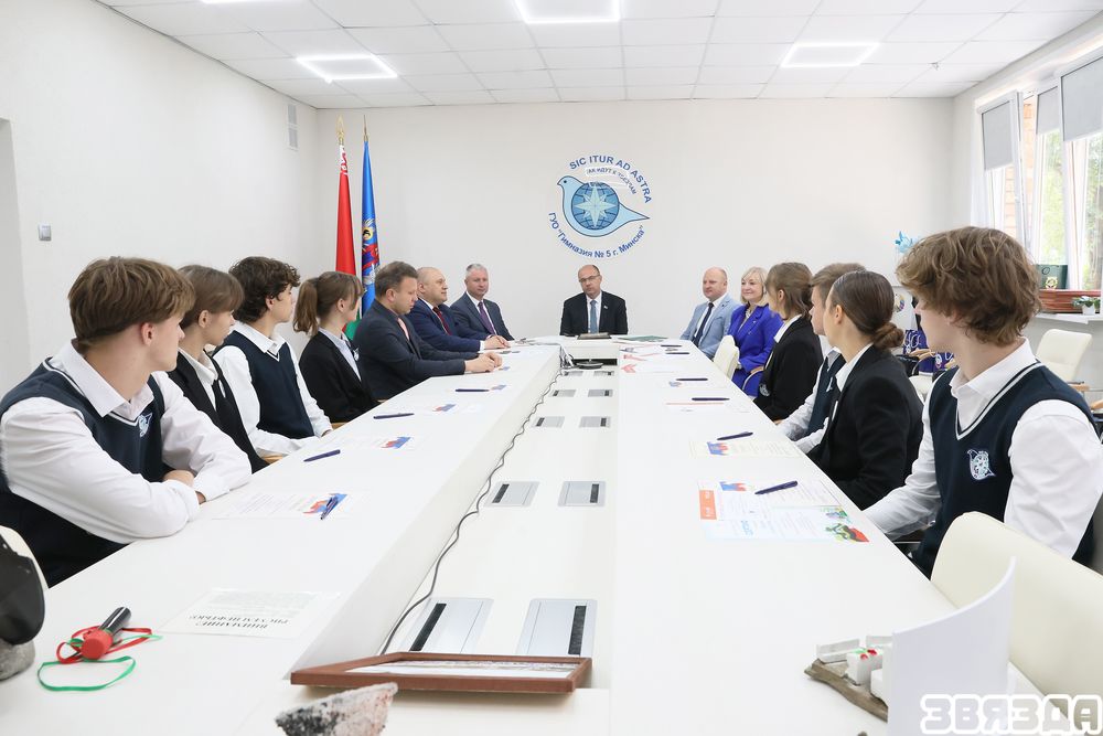 Адбылося ўрачыстае ўзнагароджанне ўдзельнікаў каманды «Юныя геолагі Рэспублікі Беларусь». 