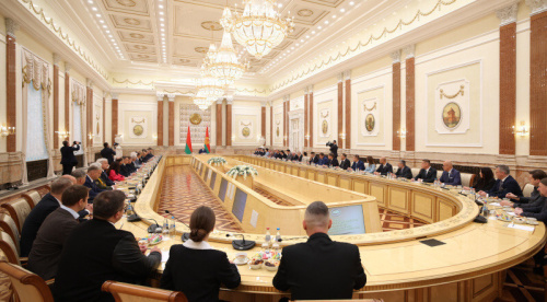 Lukashenko calls for unified strategy on historical memory