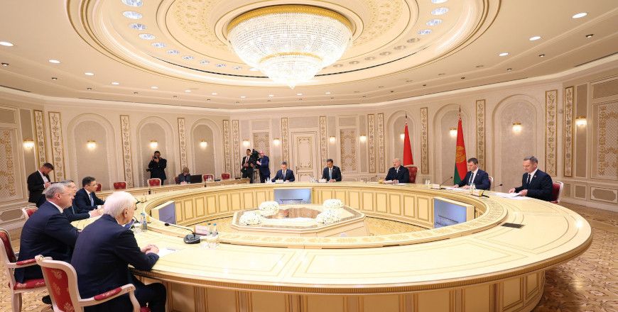 Лукашенко: Беларусь готова нарастить поставки в Астраханскую область, чтобы сбалансировать торговое сальдо
