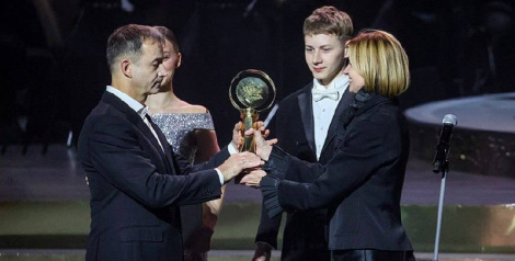 Спецыяльны прыз Прэзiдэнта Беларусi прысуджаны народнаму артысту Расii Дзмiтрыю Пяўцову